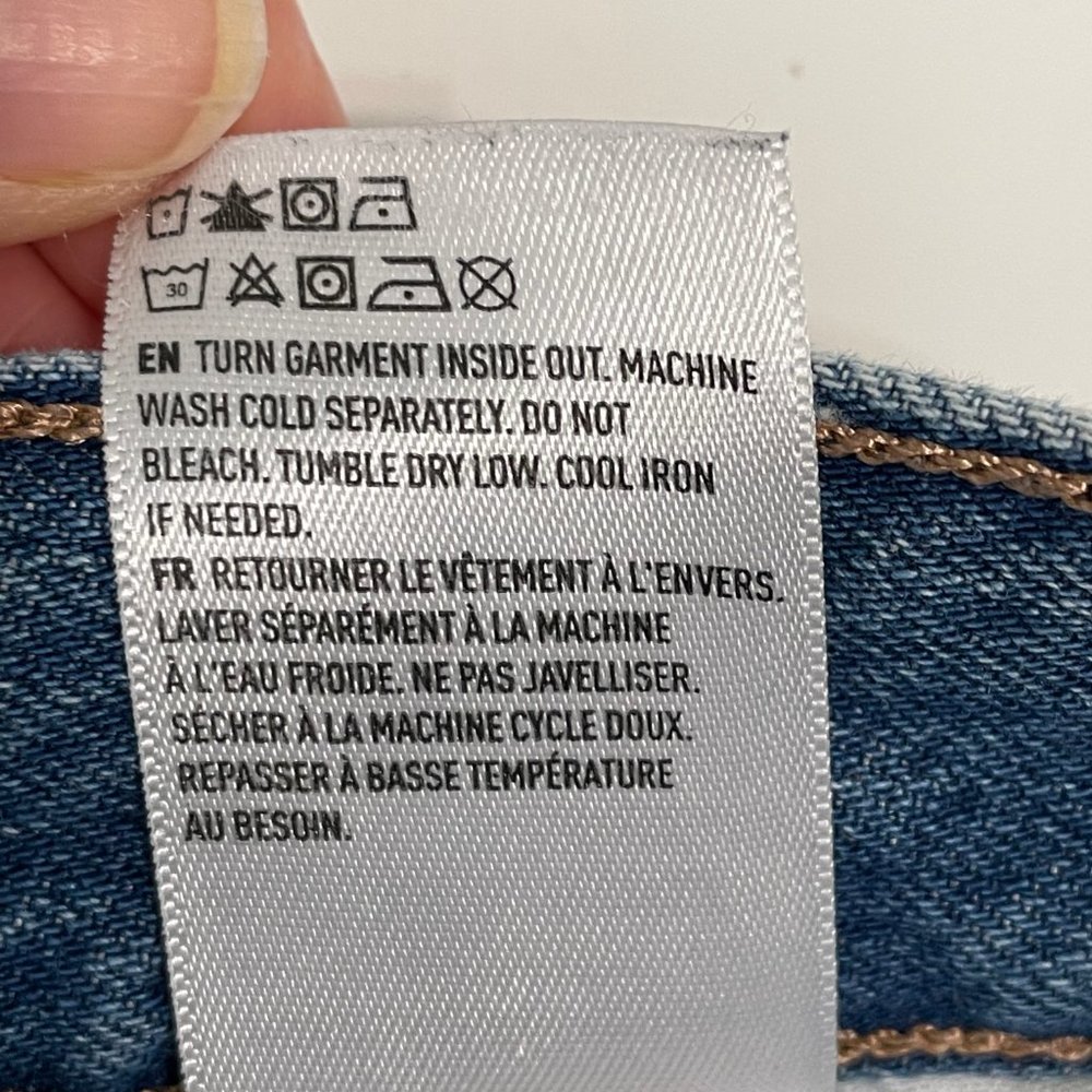 American Eagle Highest Rise Mom Jeans Destroyed Destructed Medium Blue Wash - Picture 7 of 11